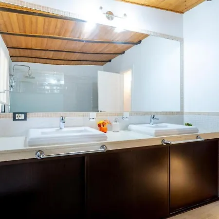 Amazing Del Sol 公寓 阿德耶